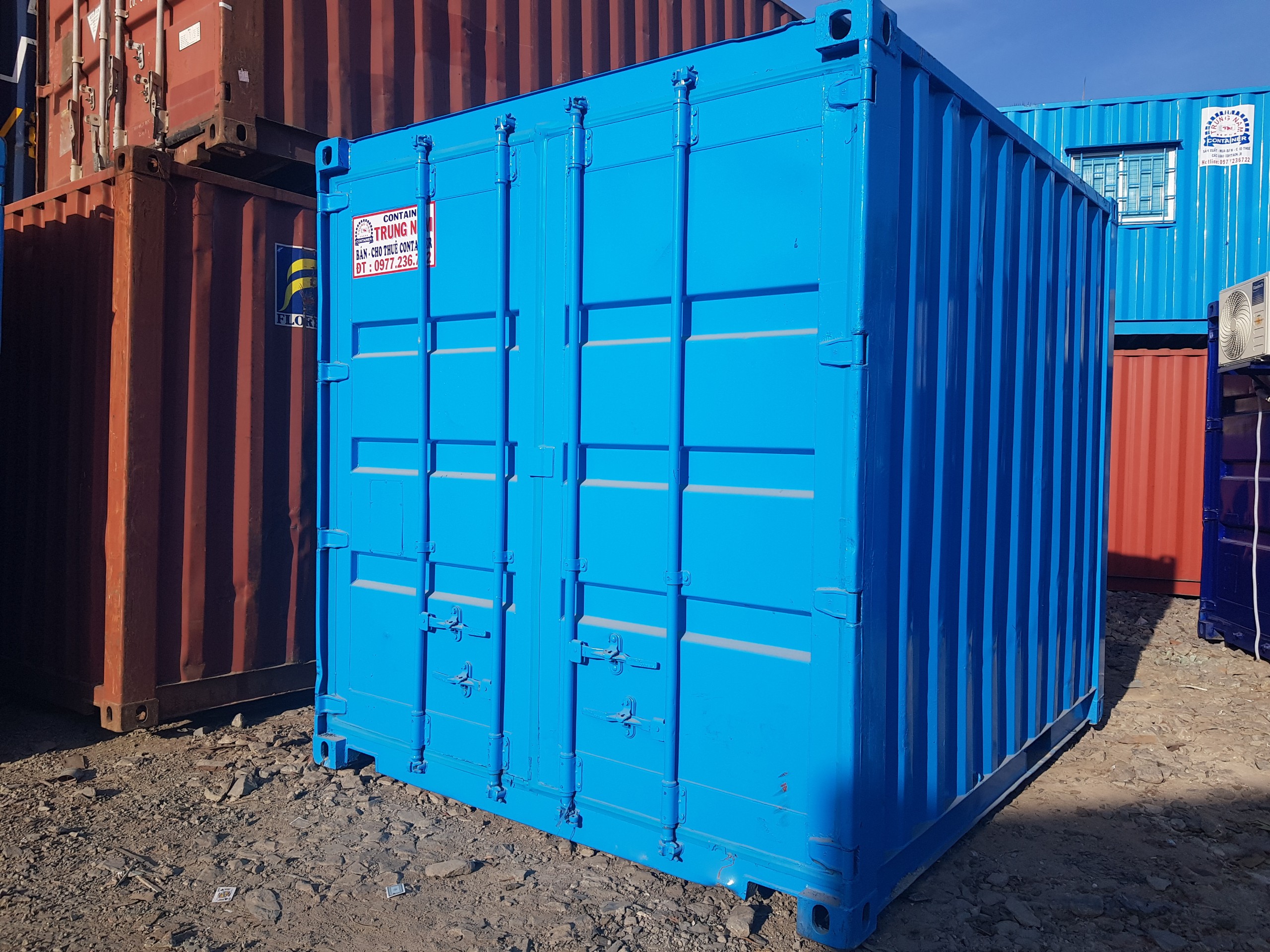container 10 feet